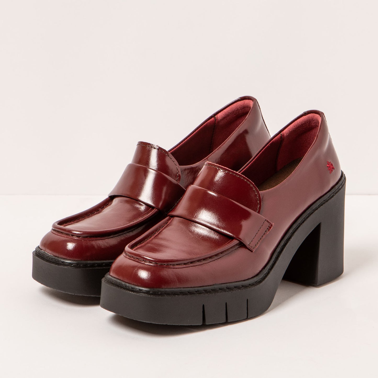 gid://shopify/Product/15694350680396_2