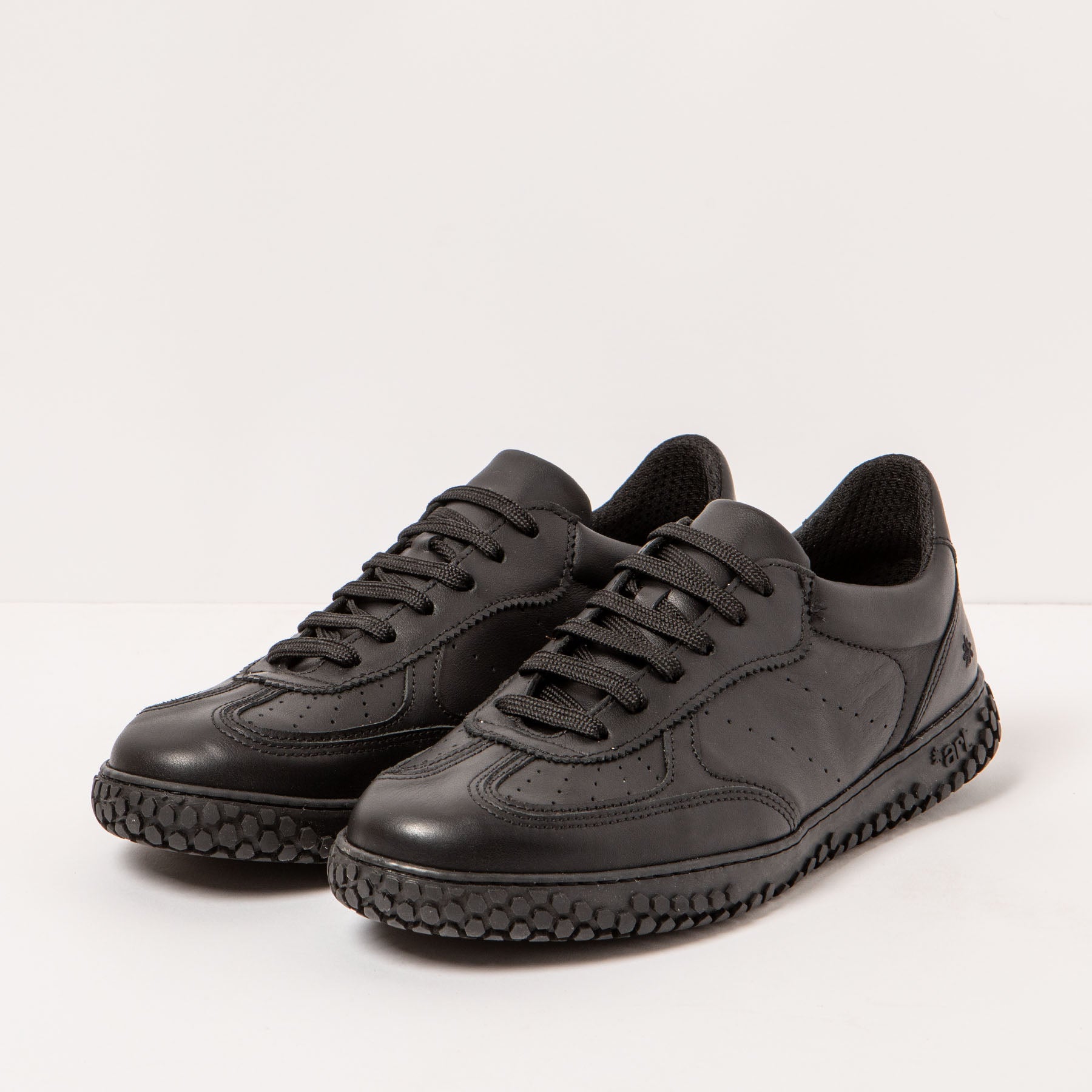 gid://shopify/Product/15694120550732_2