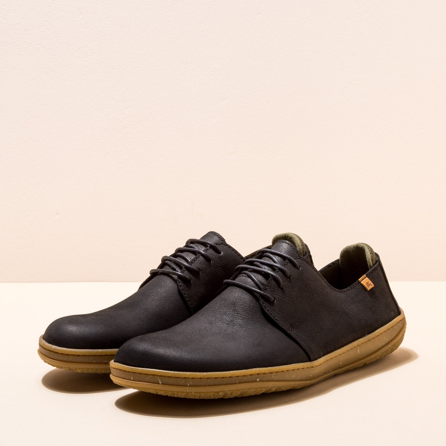 gid://shopify/Product/15699961643340_2