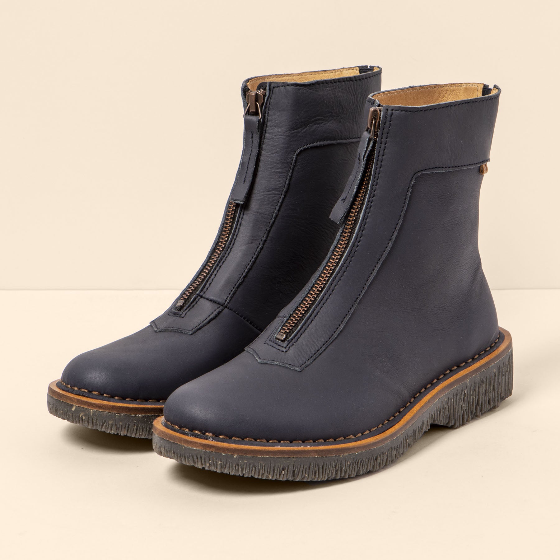 gid://shopify/Product/15700013580620_5