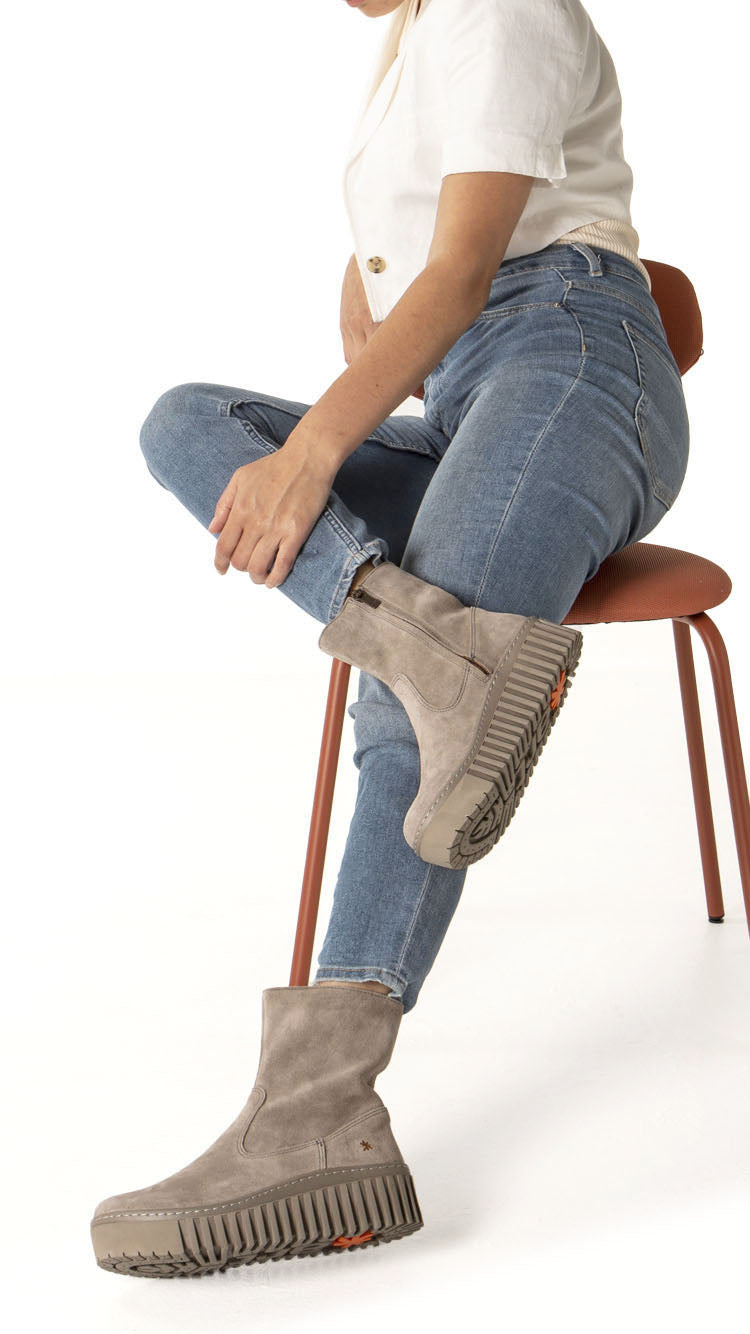 gid://shopify/Product/15785723724108_6