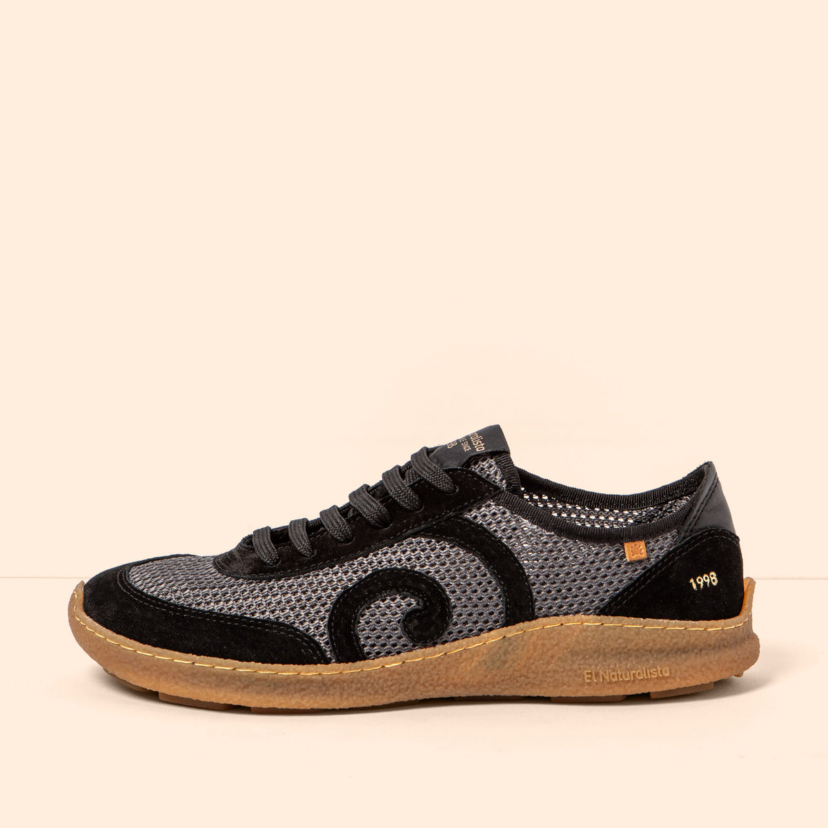 gid://shopify/Product/16124702654796_1