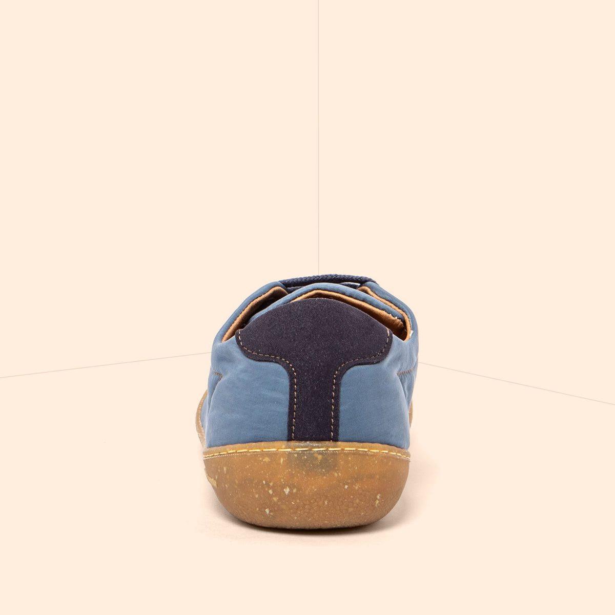 gid://shopify/Product/16124737356108_5