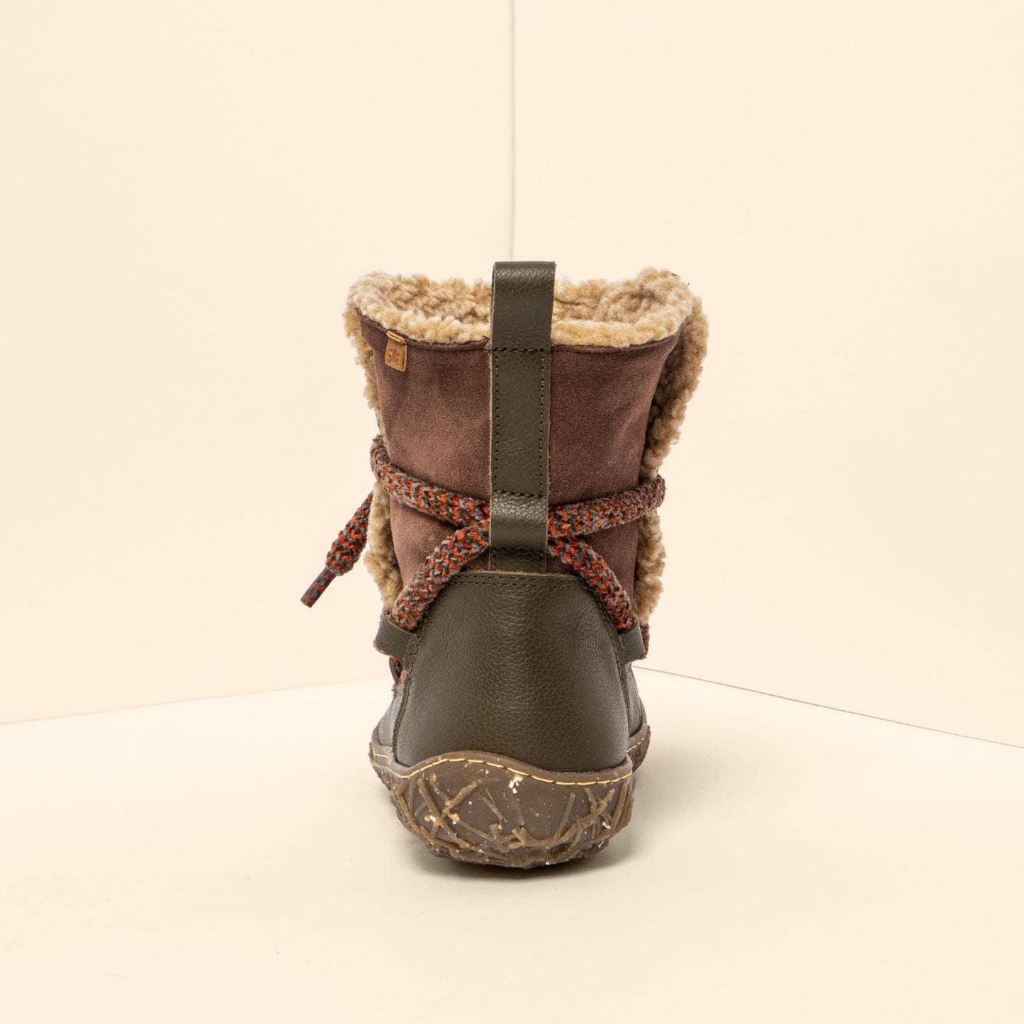 gid://shopify/Product/15699975831884_8