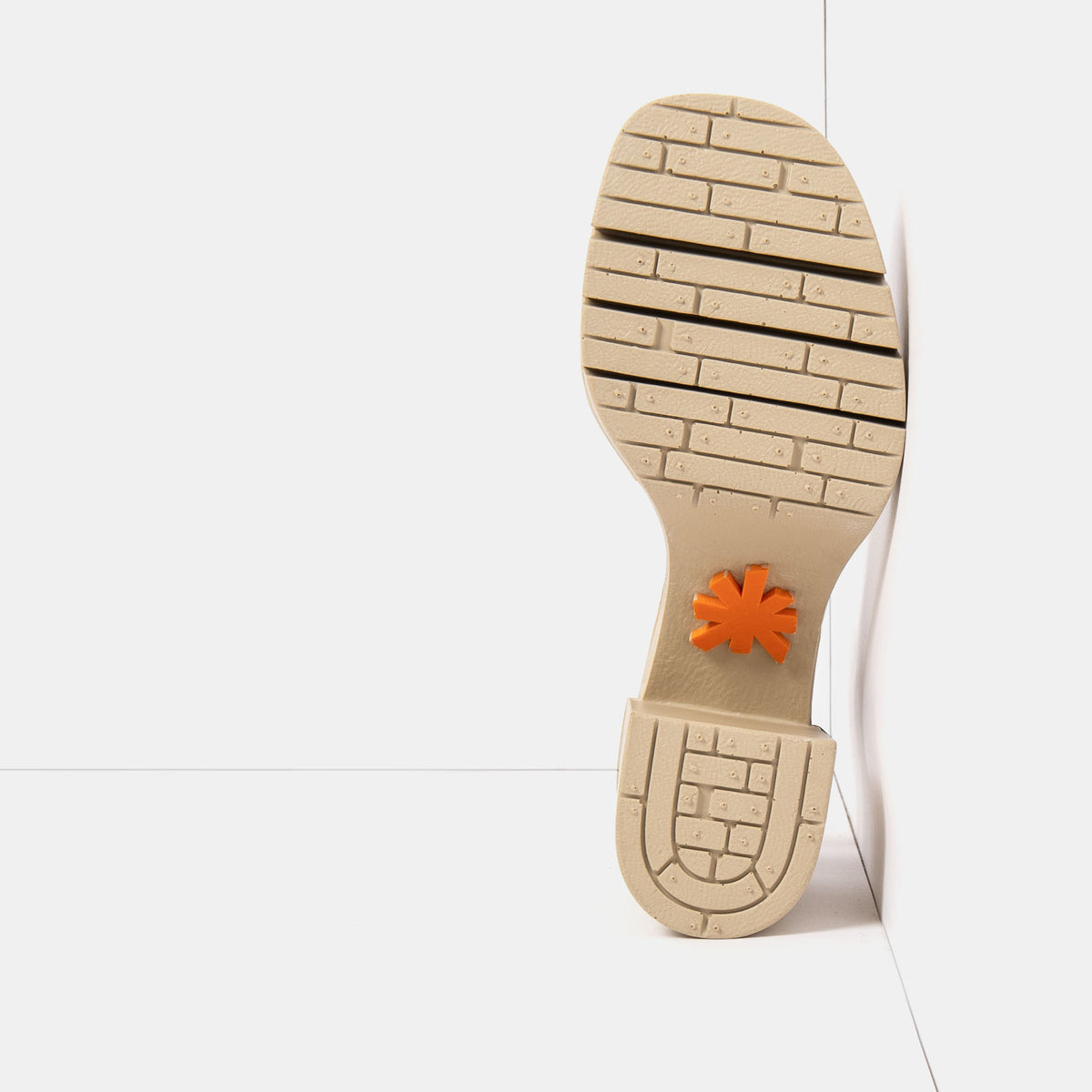gid://shopify/Product/16173034668364_3