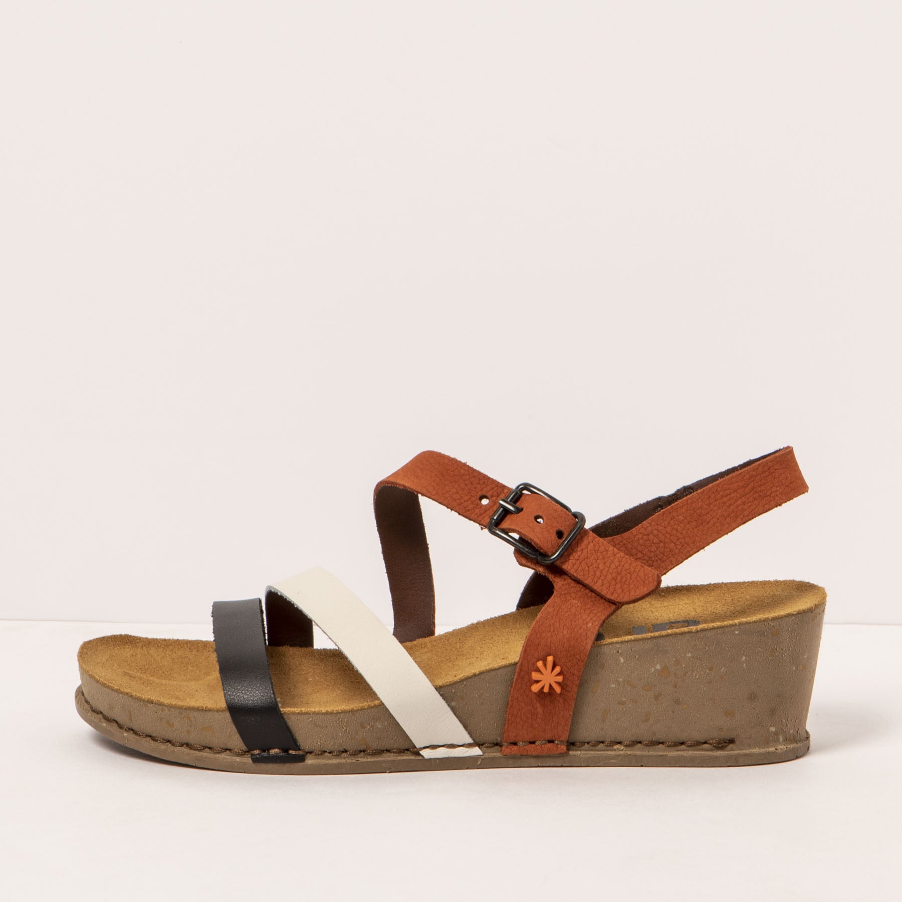 gid://shopify/Product/15693469909324_1