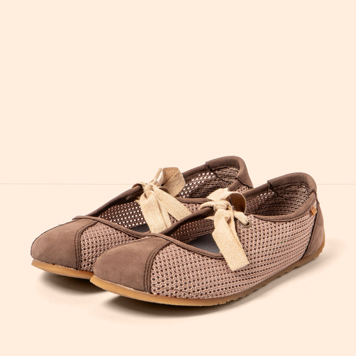 gid://shopify/Product/16124828844364_2