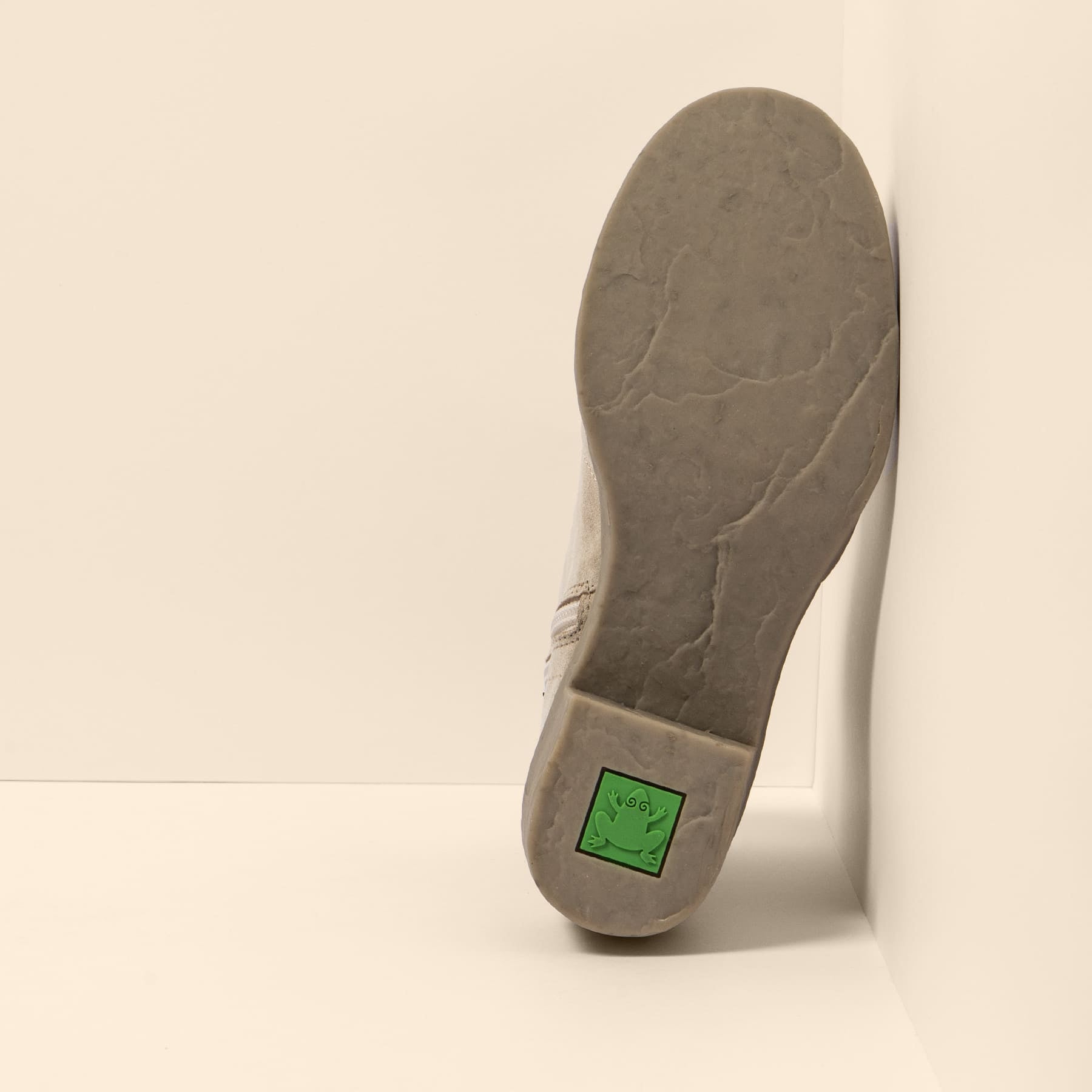 gid://shopify/Product/15791509307724_3