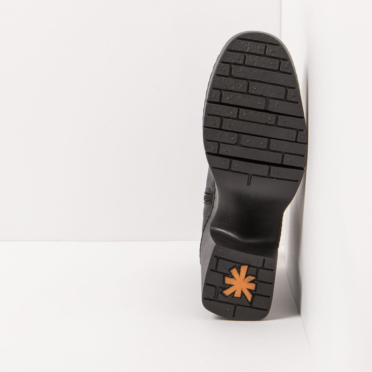 gid://shopify/Product/16171419271500_6