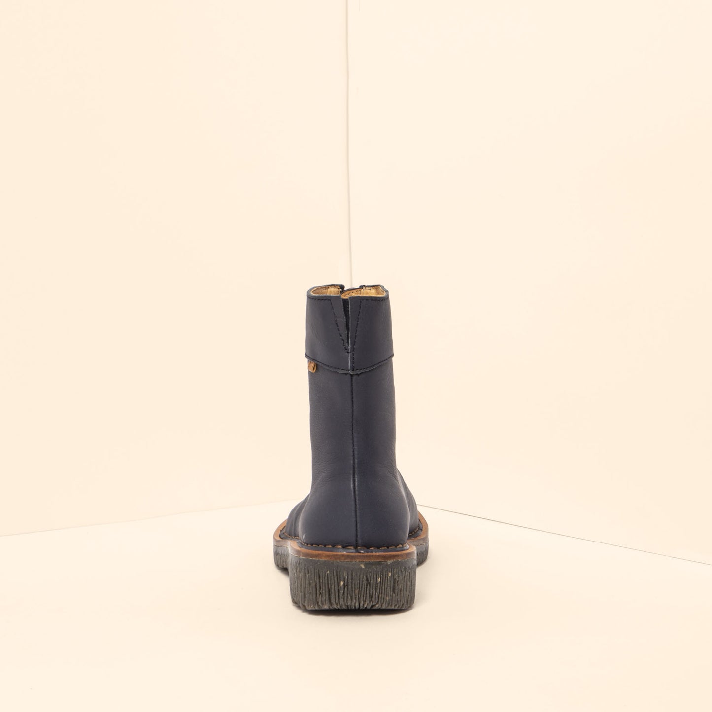 gid://shopify/Product/15700013580620_8