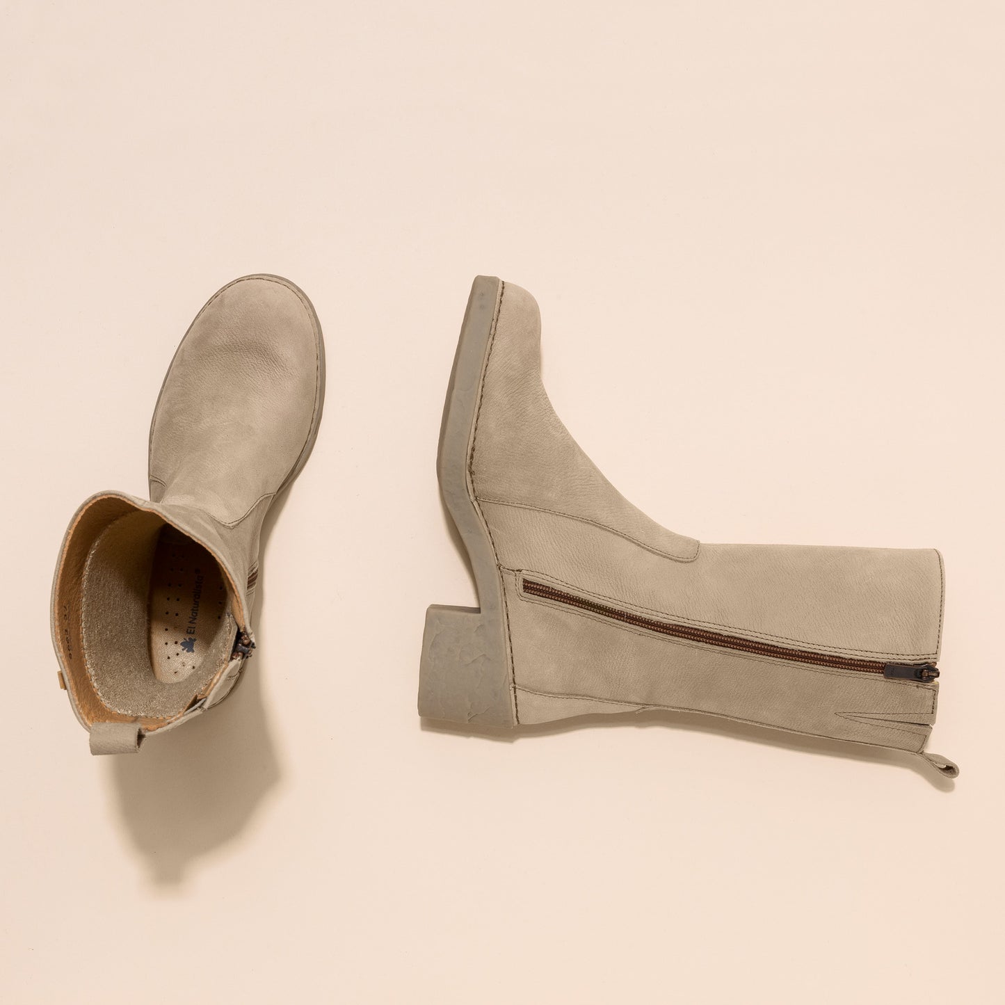 gid://shopify/Product/15700047233356_7