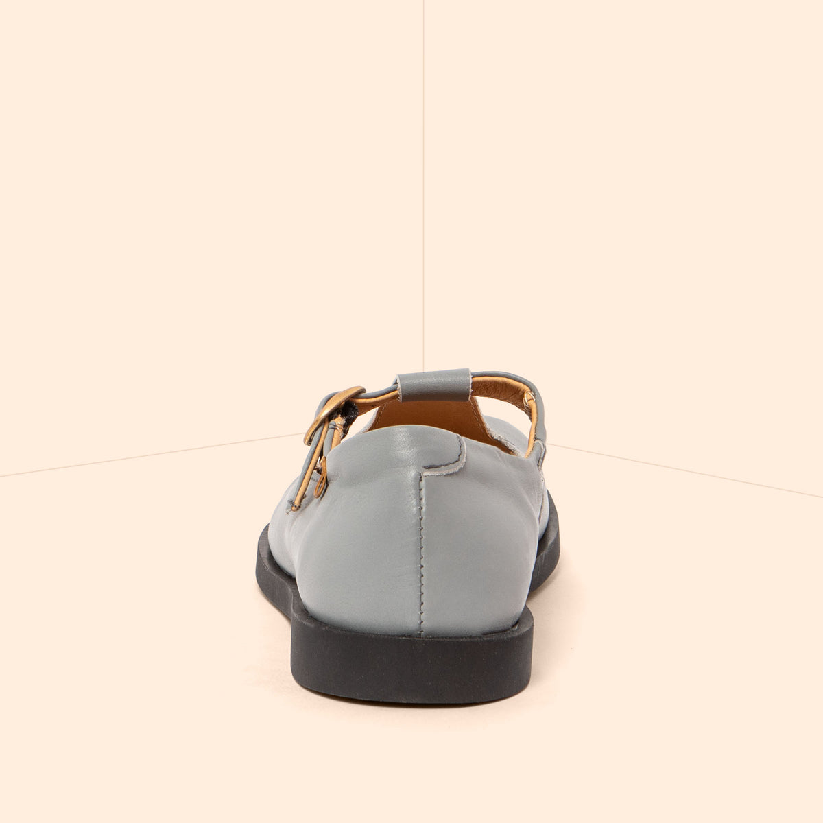 gid://shopify/Product/16124792930636_5