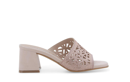 gid://shopify/Product/15686351028556_1