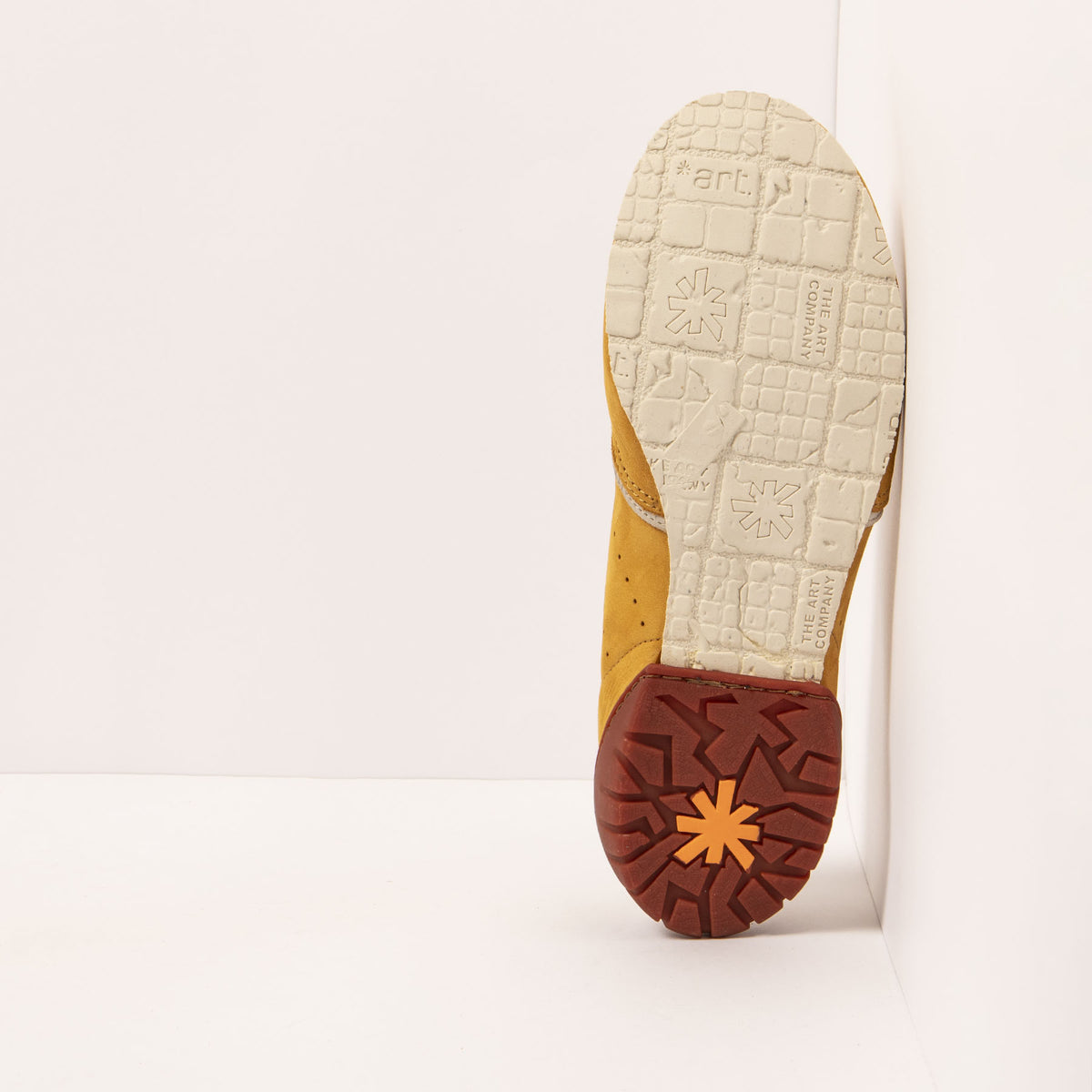 gid://shopify/Product/16172054249804_3