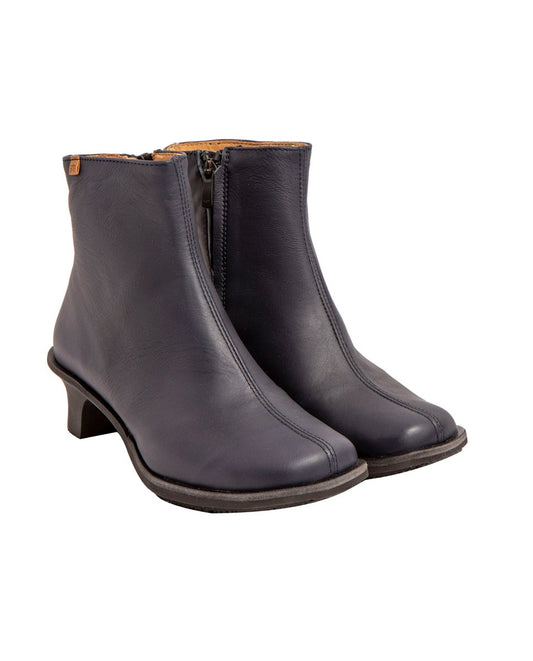 gid://shopify/Product/15700214612300_2