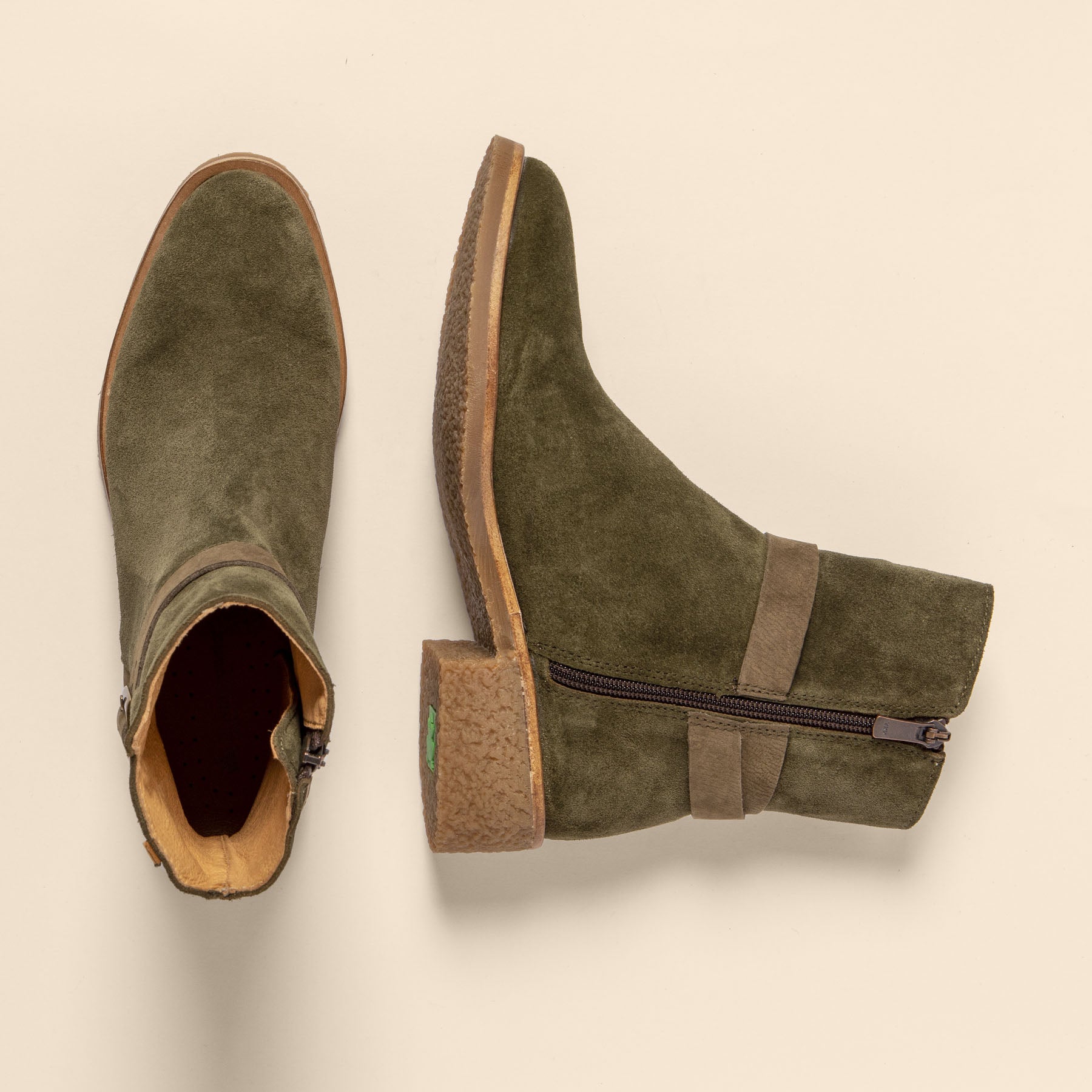 gid://shopify/Product/15700159234380_7