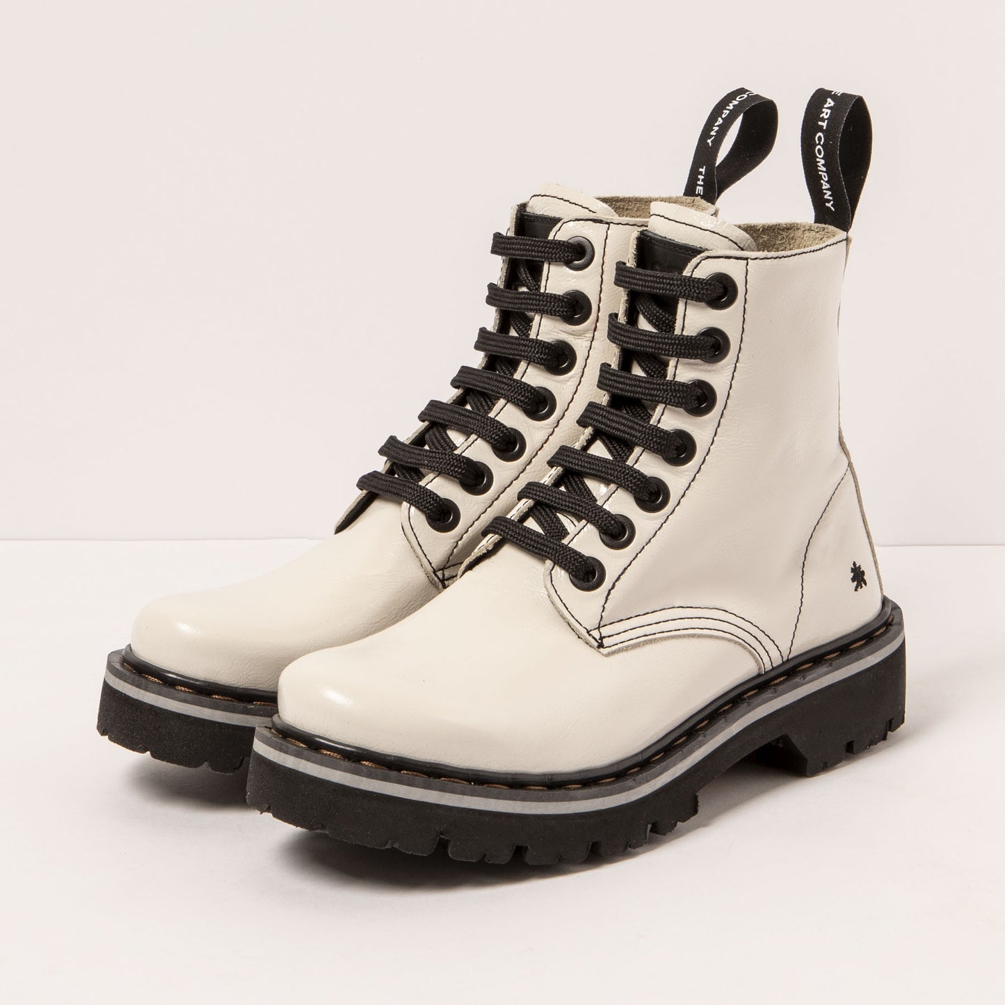 gid://shopify/Product/15785681355084_5