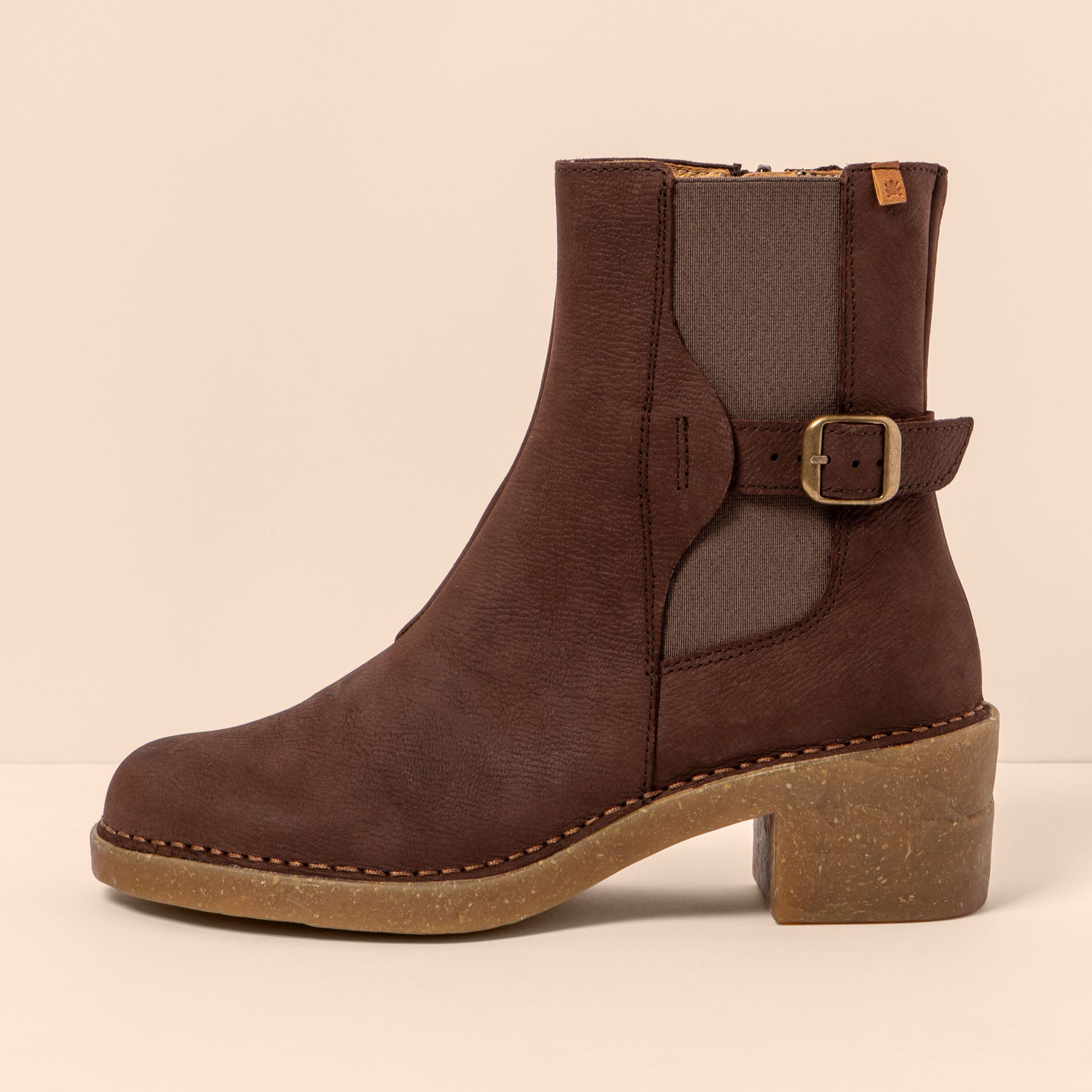 gid://shopify/Product/15700855783756_1