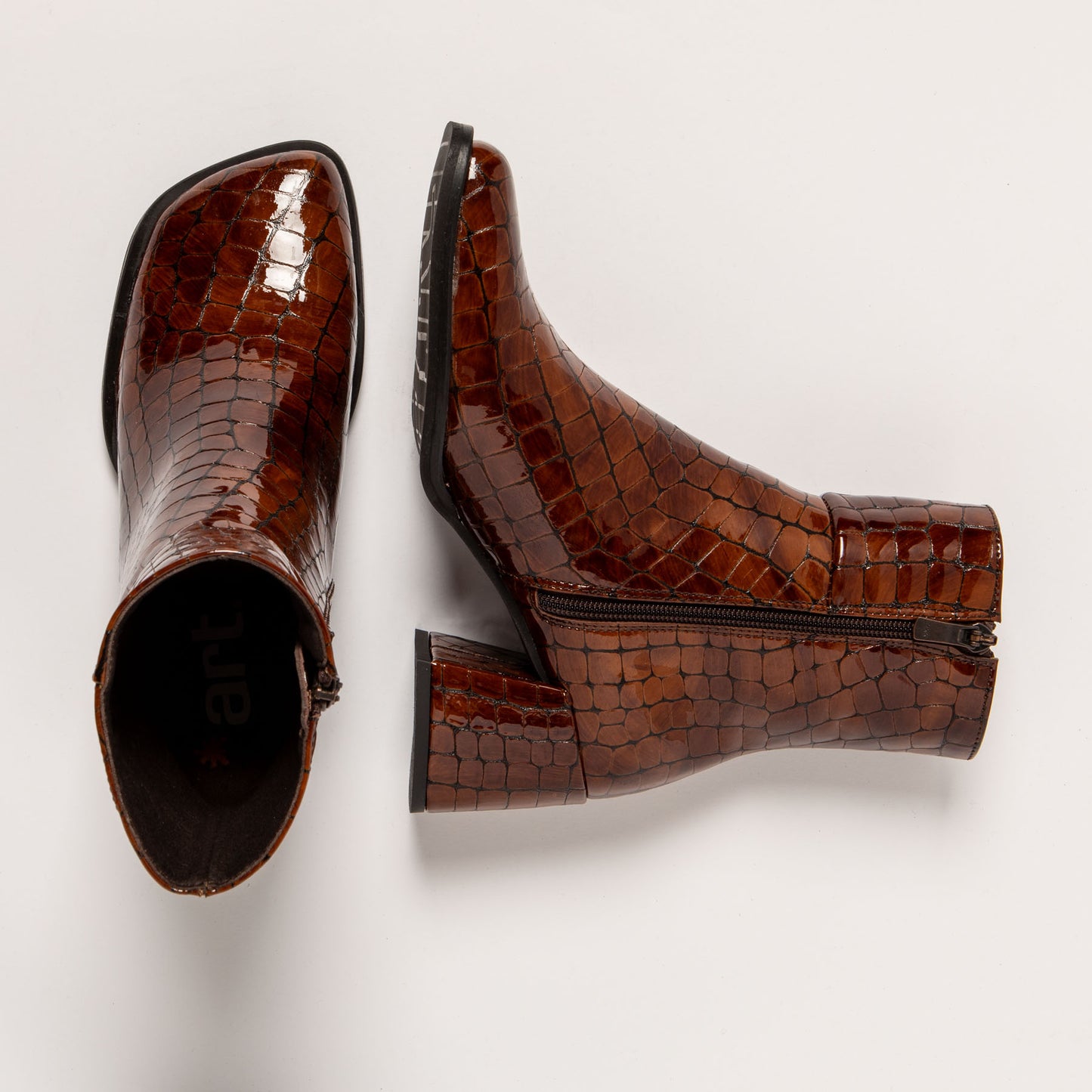 gid://shopify/Product/15694185496908_4