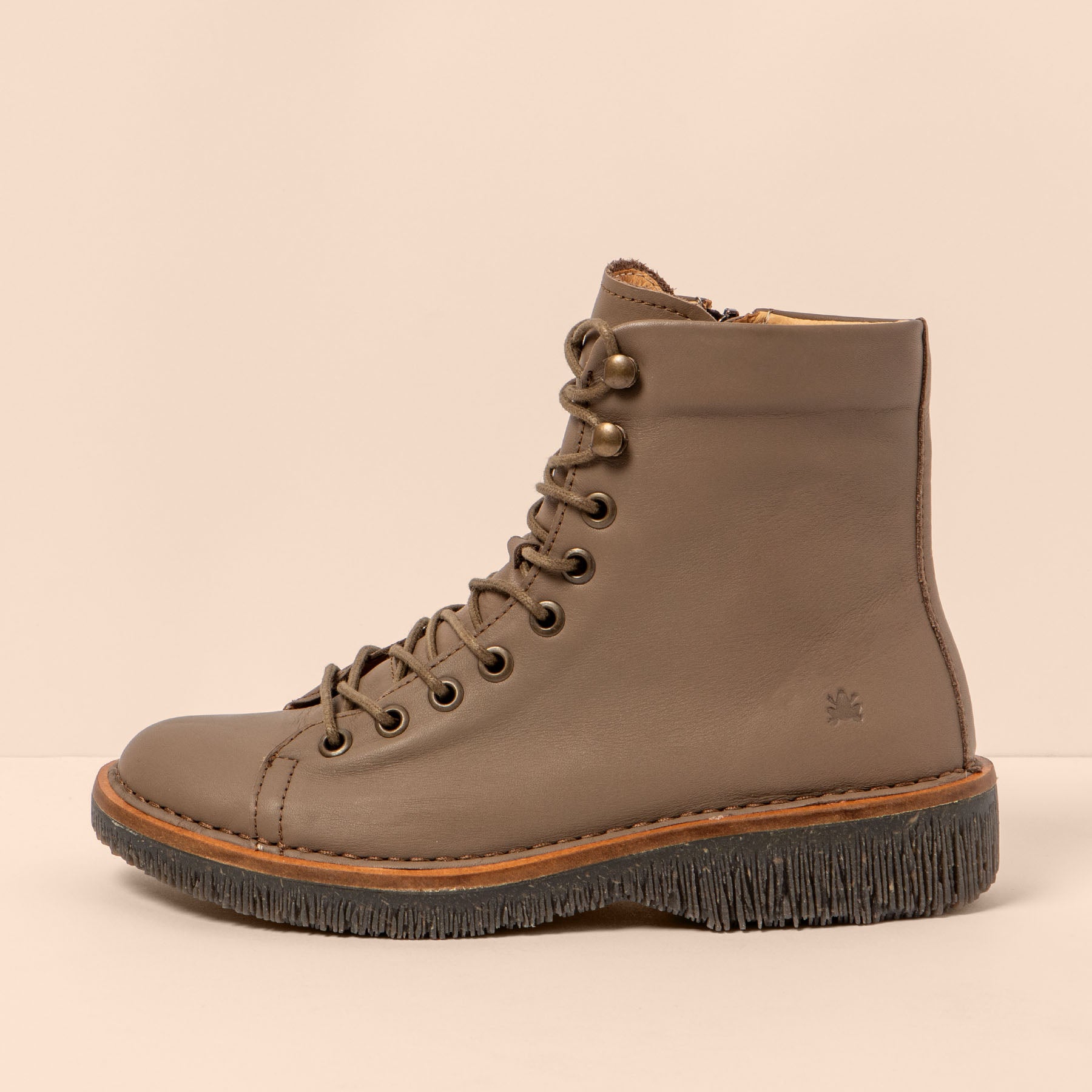 gid://shopify/Product/15700810498380_1