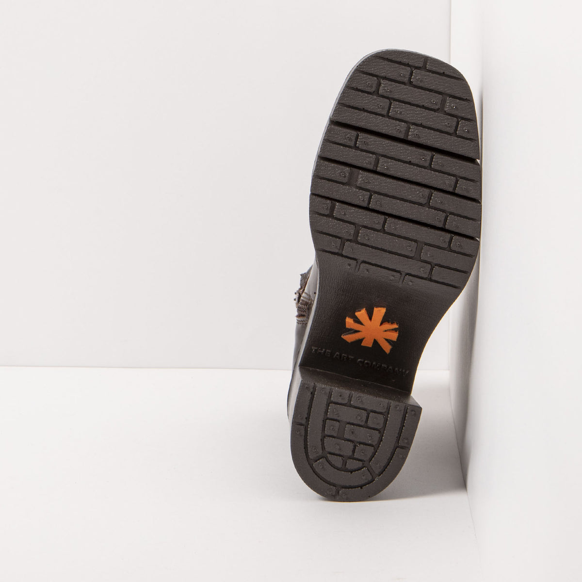 gid://shopify/Product/16171861475660_6