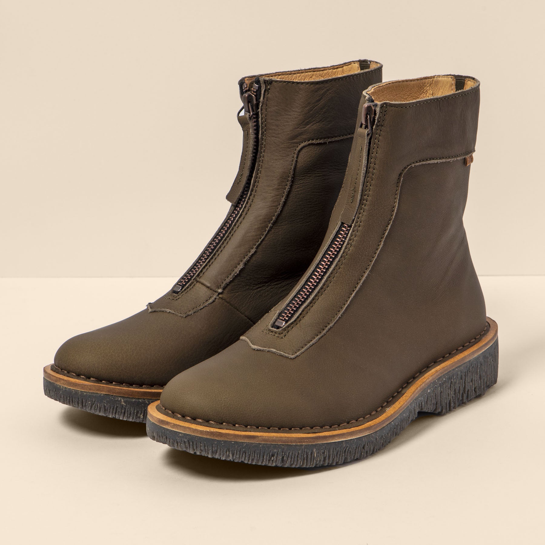 gid://shopify/Product/15700013187404_5