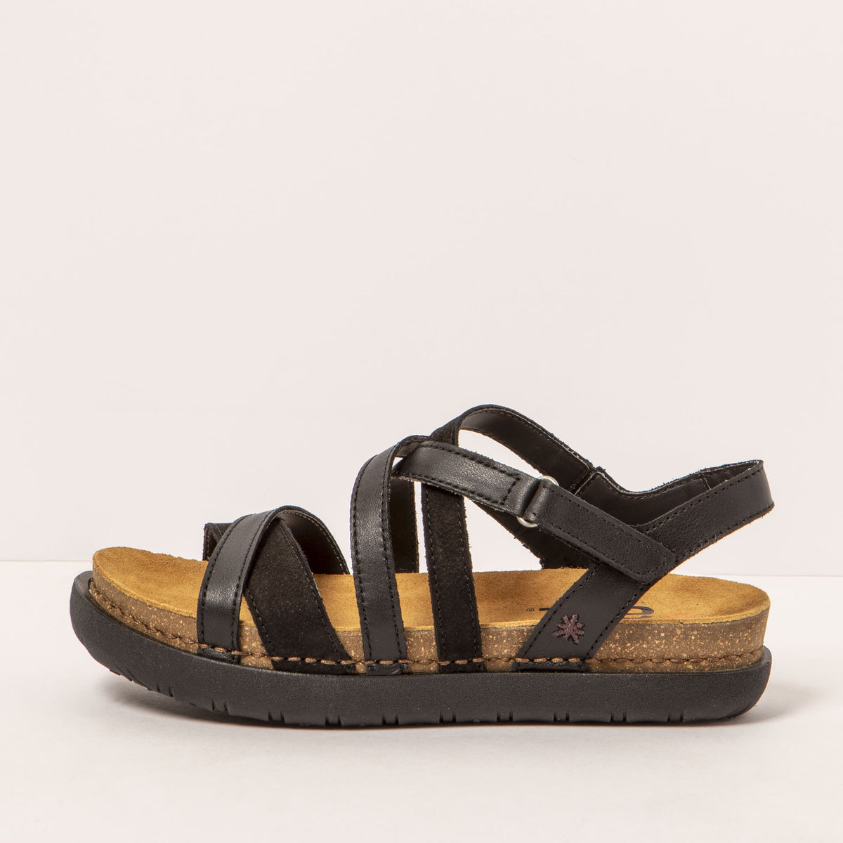 gid://shopify/Product/16172047204684_1