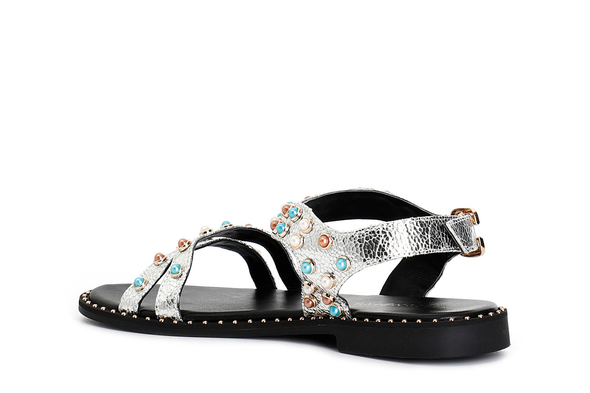 gid://shopify/Product/16122077315404_2