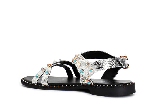 gid://shopify/Product/16122077315404_2