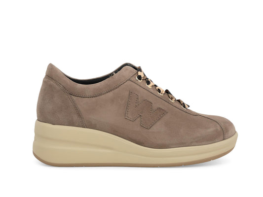 gid://shopify/Product/16118299623756_1