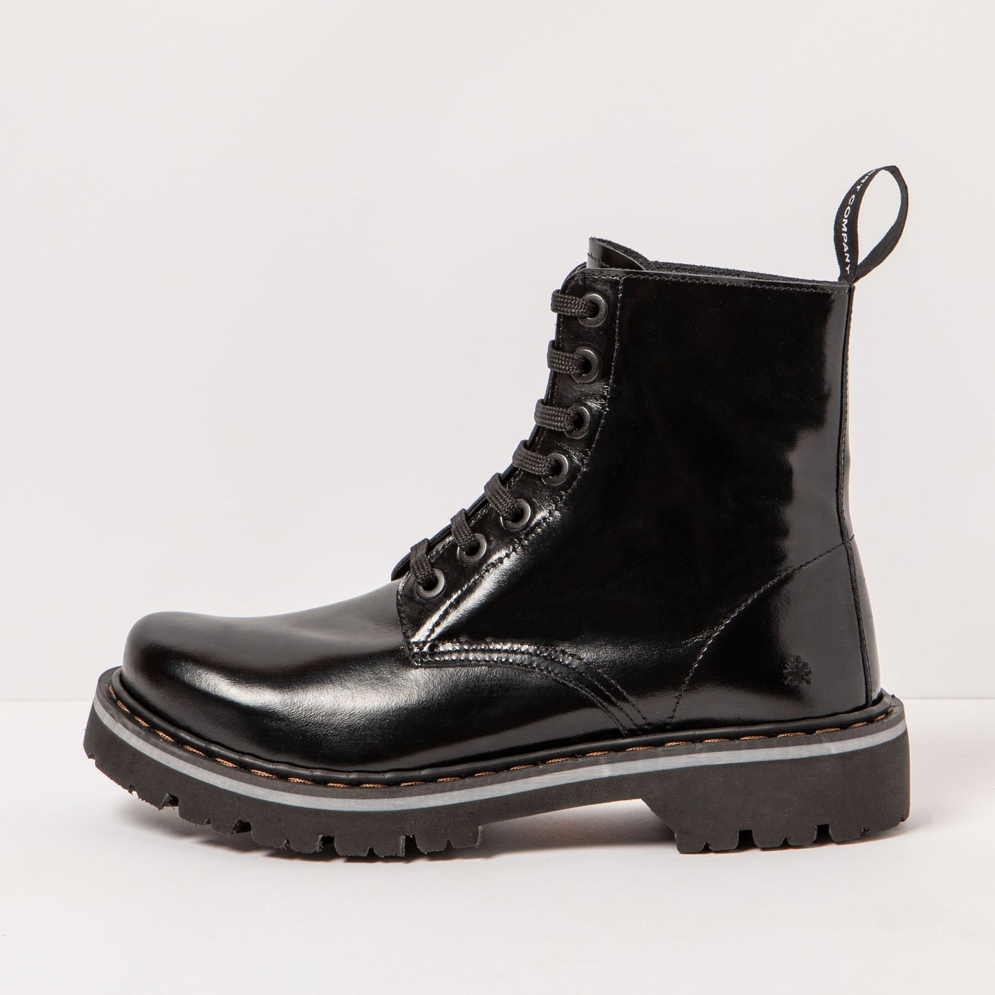 gid://shopify/Product/15693671825740_1