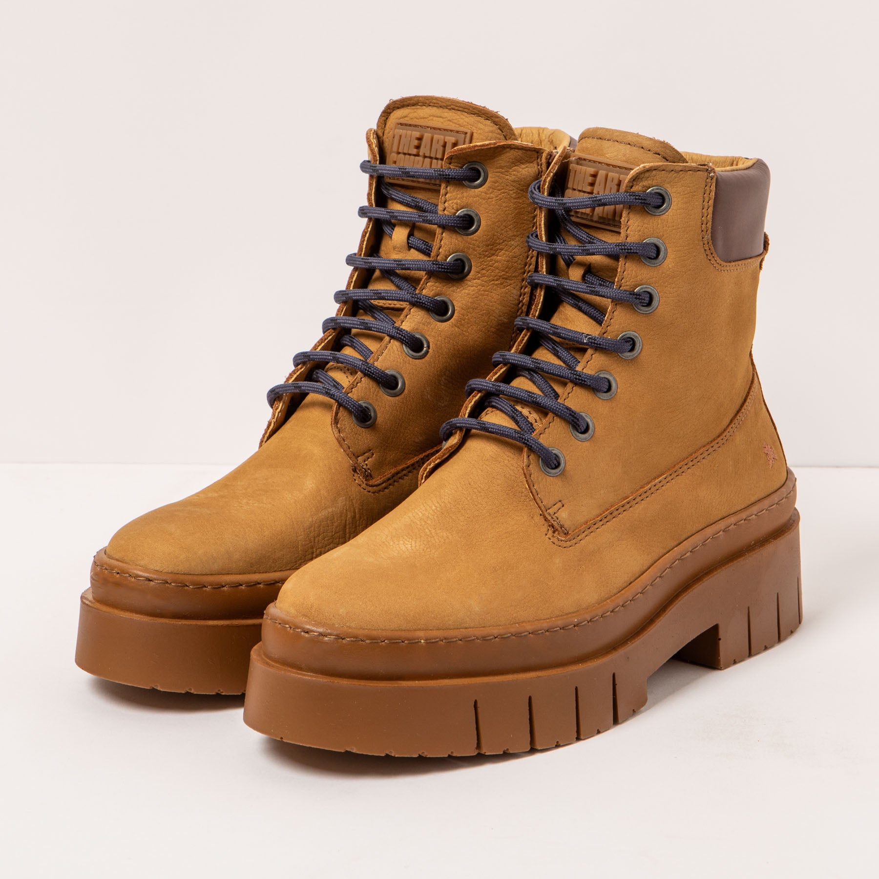 gid://shopify/Product/15694348648780_2