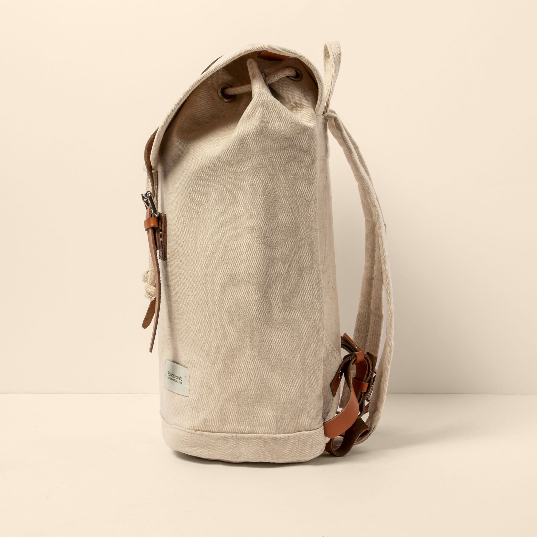 gid://shopify/Product/15700292567372_5