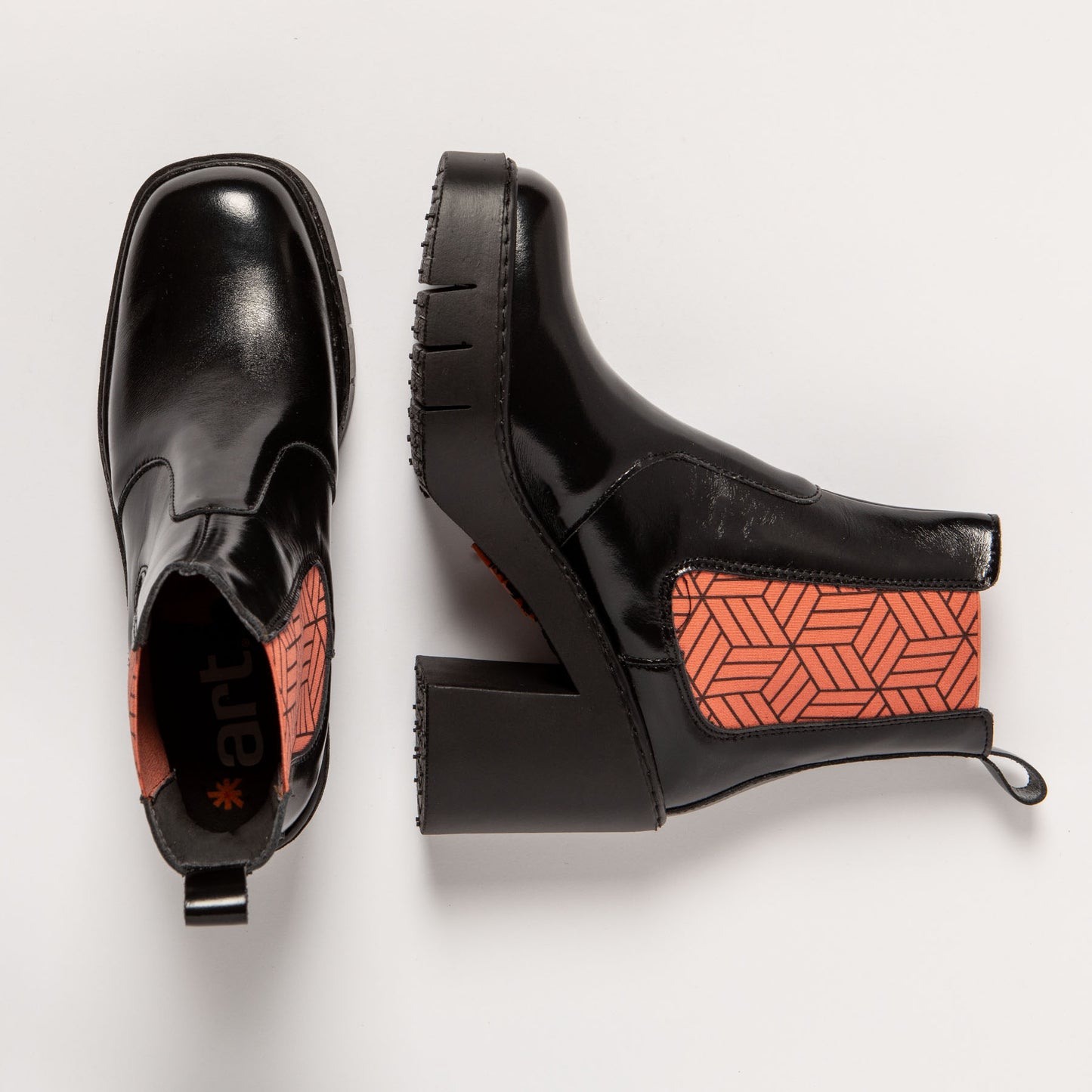gid://shopify/Product/15694372110668_4