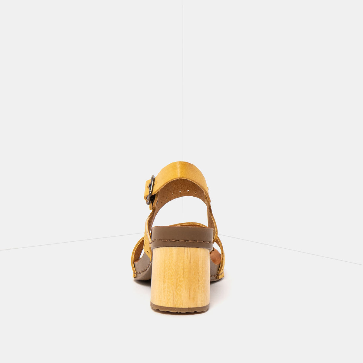 gid://shopify/Product/16172977029452_5