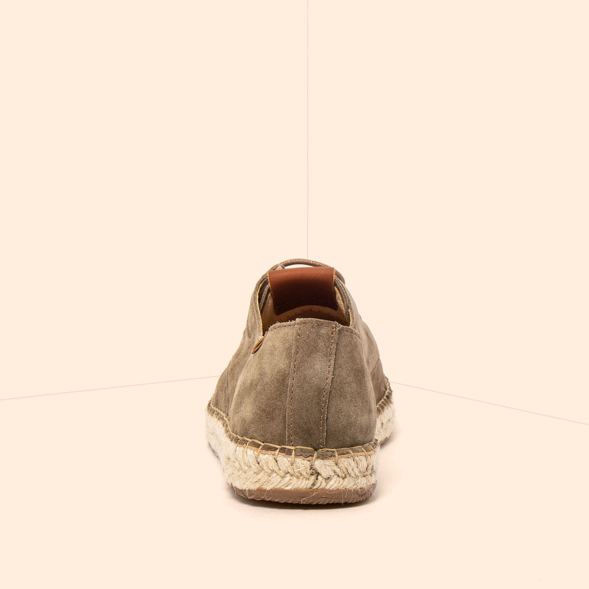 gid://shopify/Product/16124879012172_5