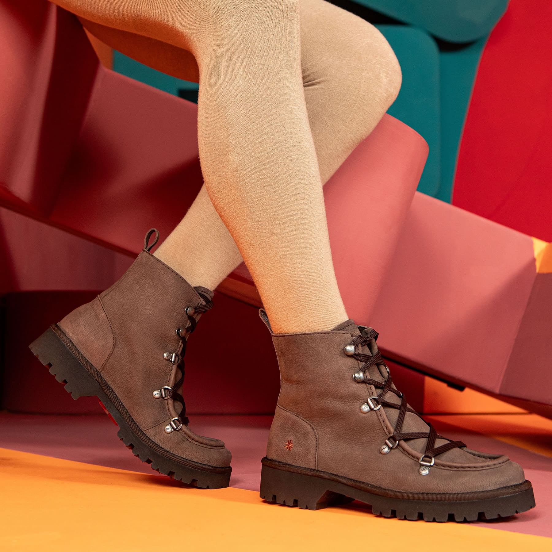 gid://shopify/Product/15785715990860_9