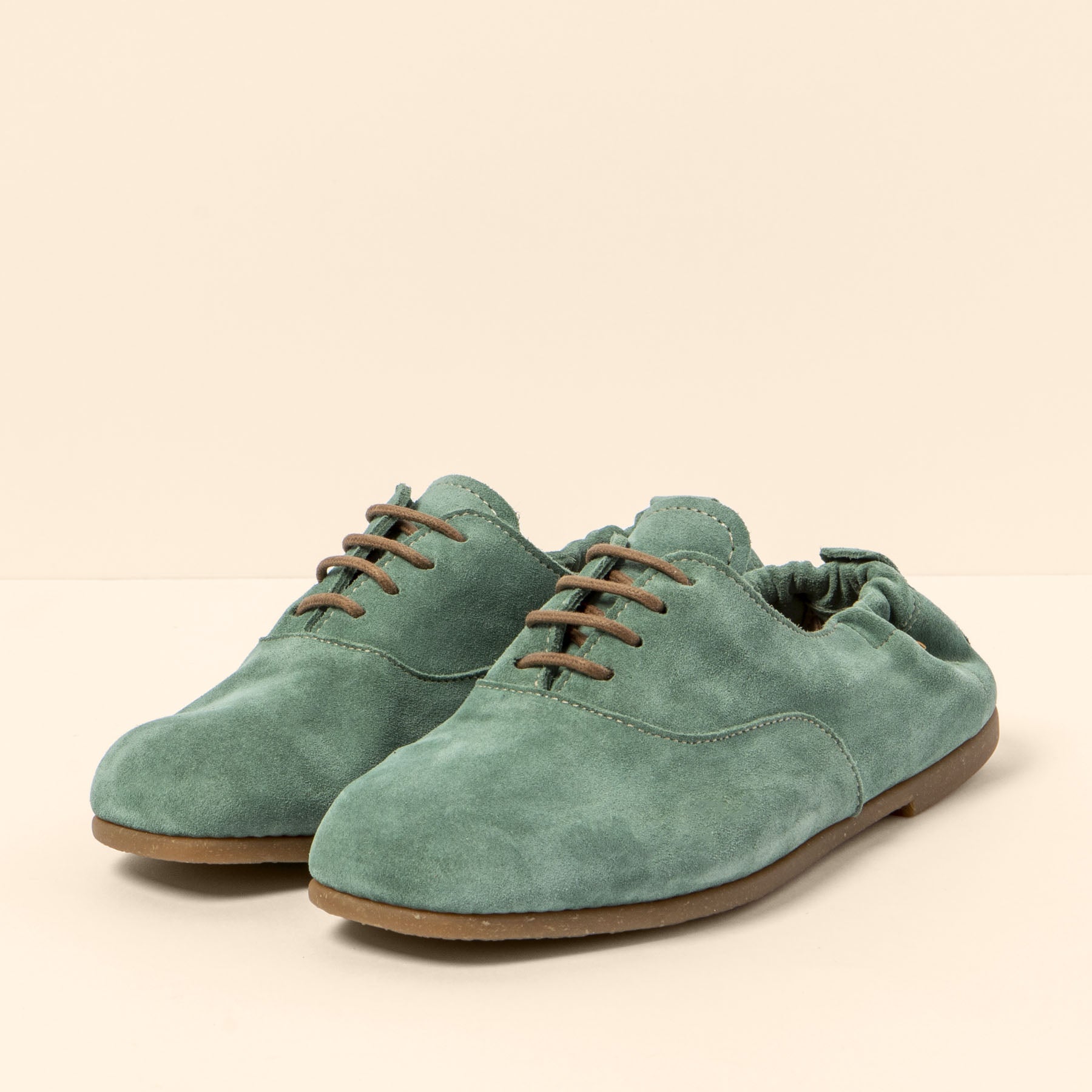 gid://shopify/Product/15700010991948_5