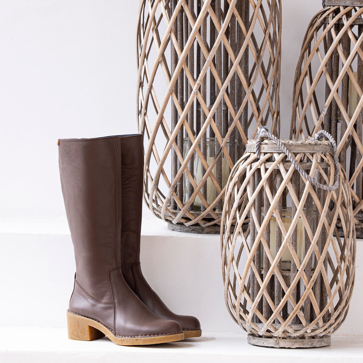 gid://shopify/Product/15700855128396_7