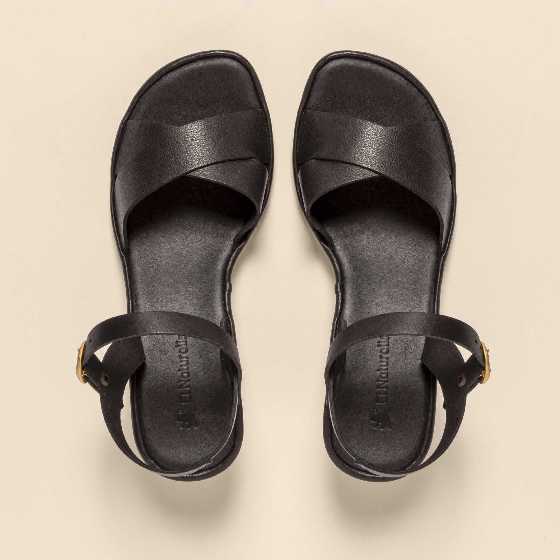 gid://shopify/Product/15700727431500_7