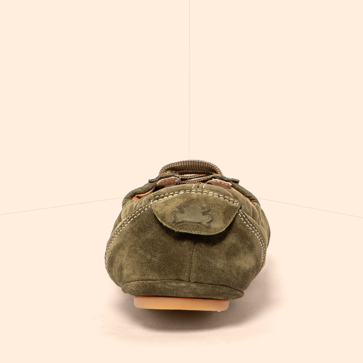 gid://shopify/Product/16124788670796_5