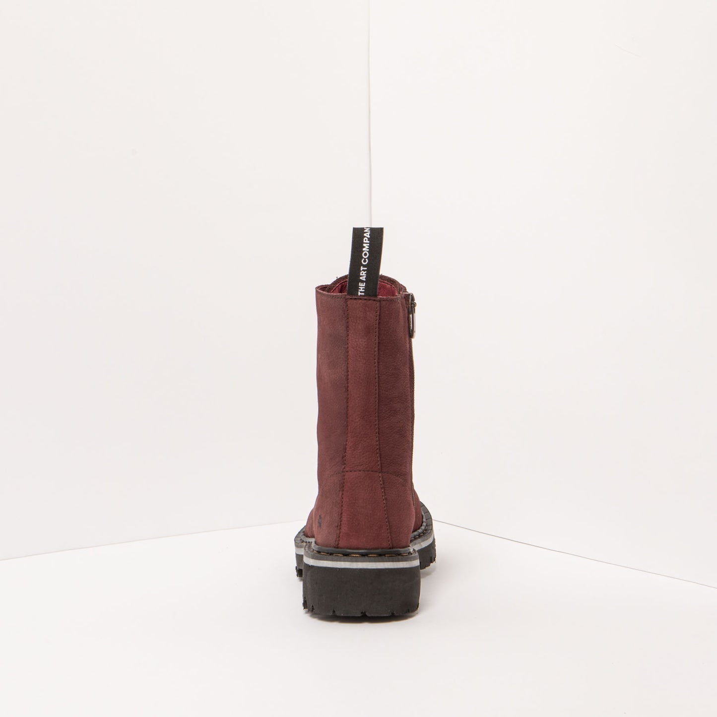 gid://shopify/Product/15785699606860_8