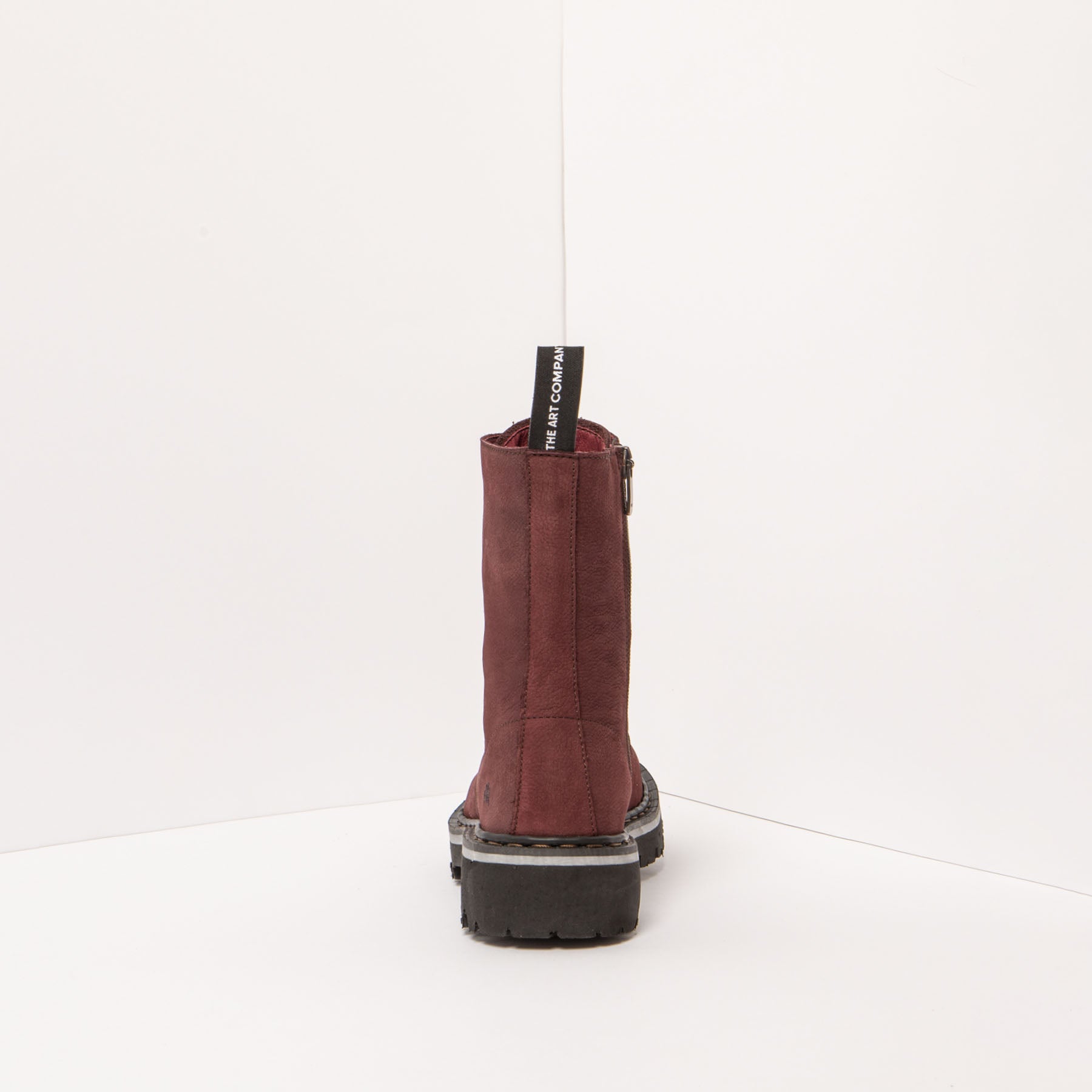 gid://shopify/Product/15785699606860_8