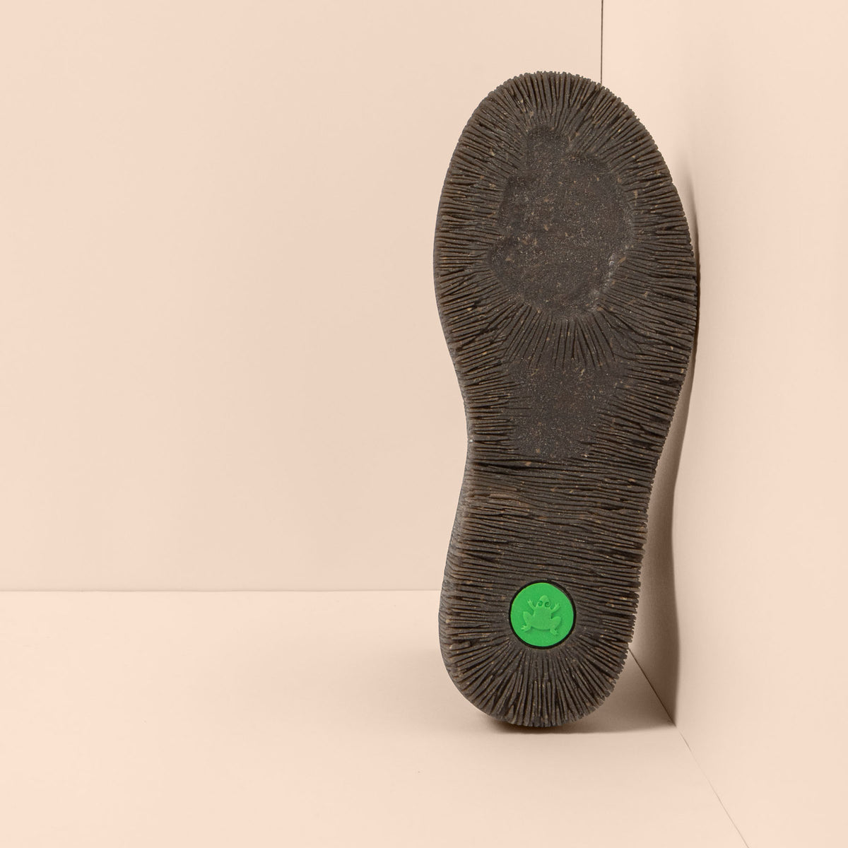 gid://shopify/Product/16124477899084_3