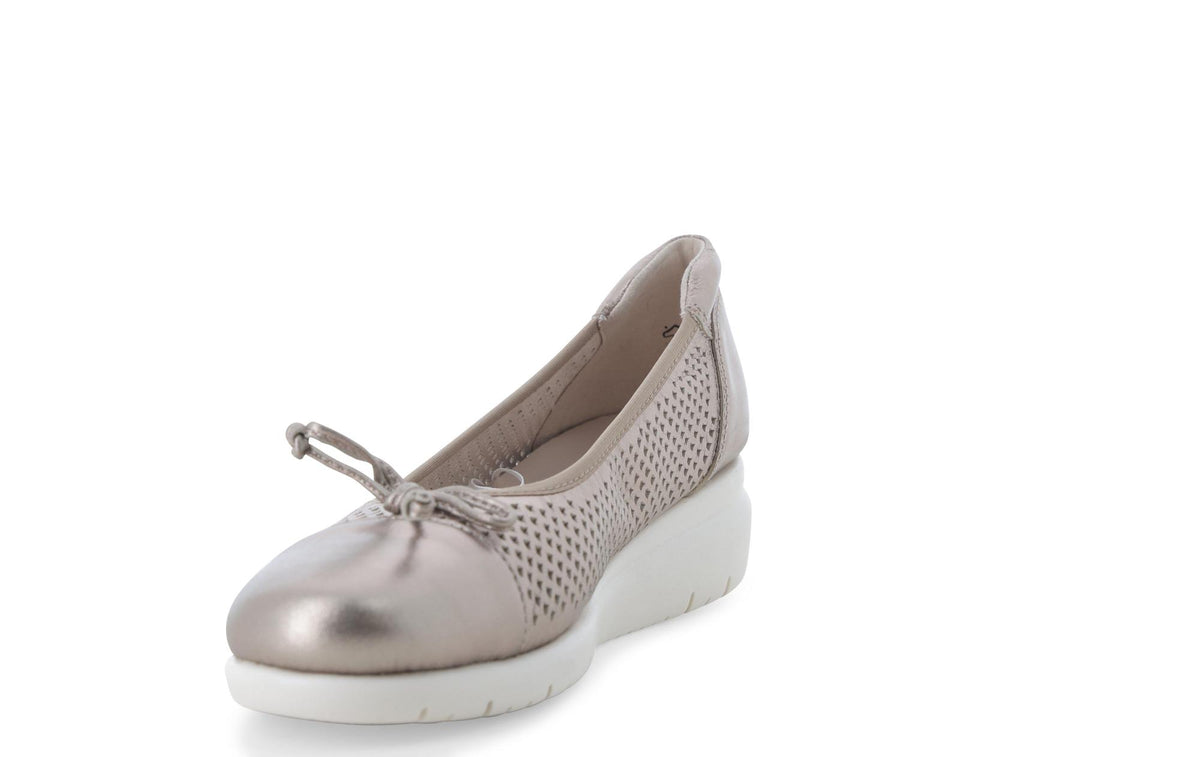 gid://shopify/Product/15761209885004_3