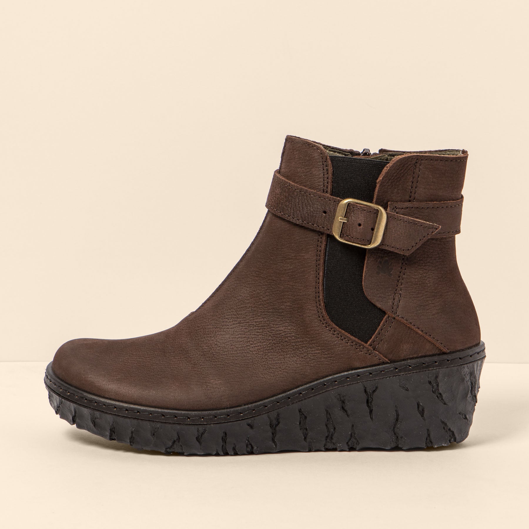 gid://shopify/Product/15699895812428_4