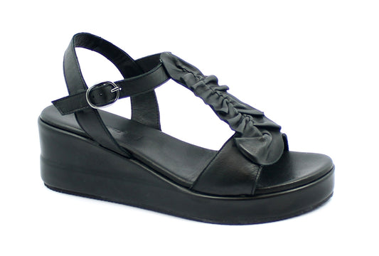 gid://shopify/Product/15739562721612_1