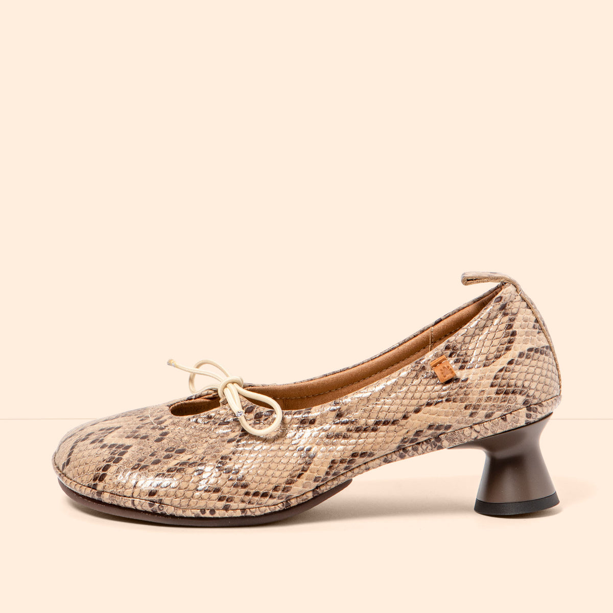 gid://shopify/Product/16124884189516_1