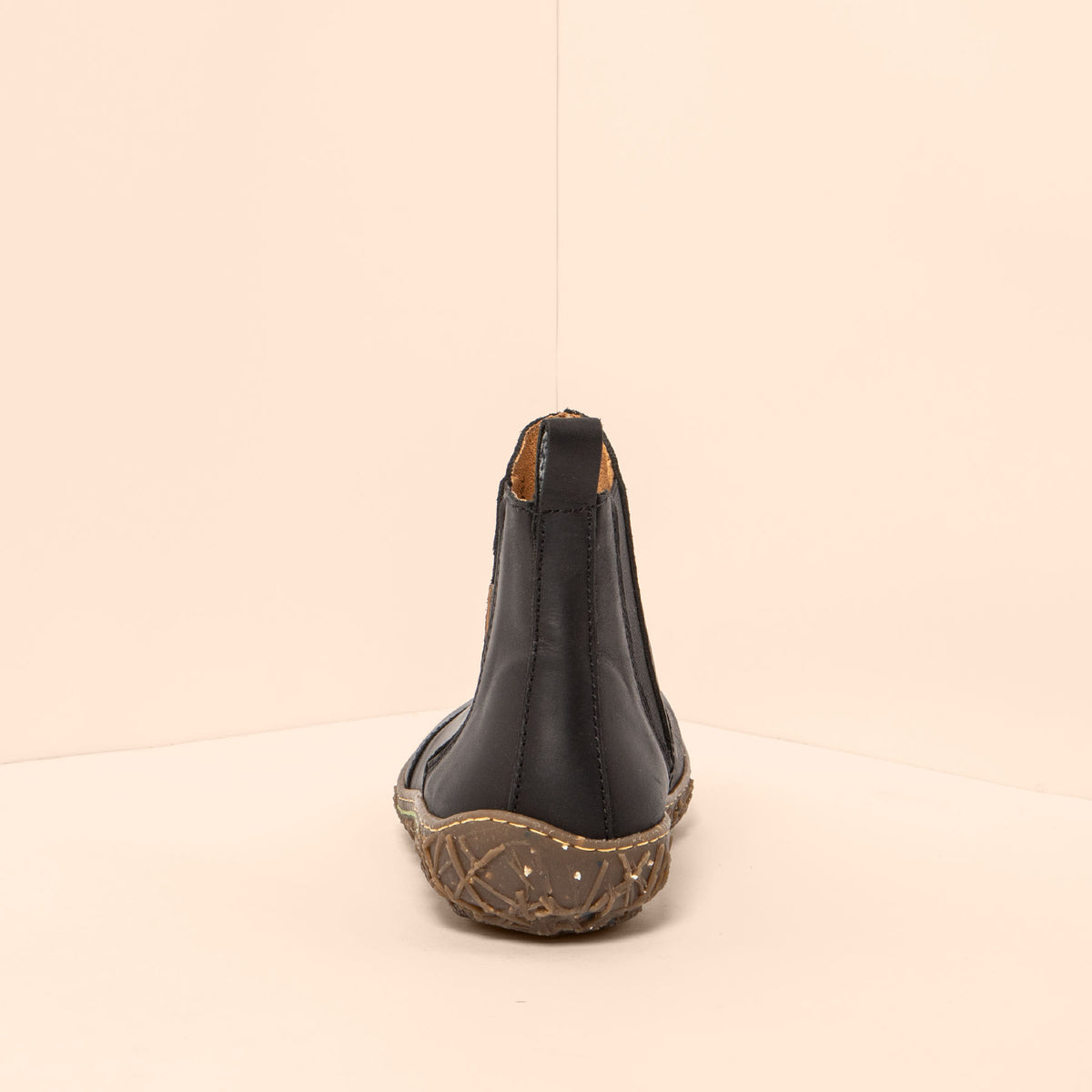 gid://shopify/Product/16124550906188_5