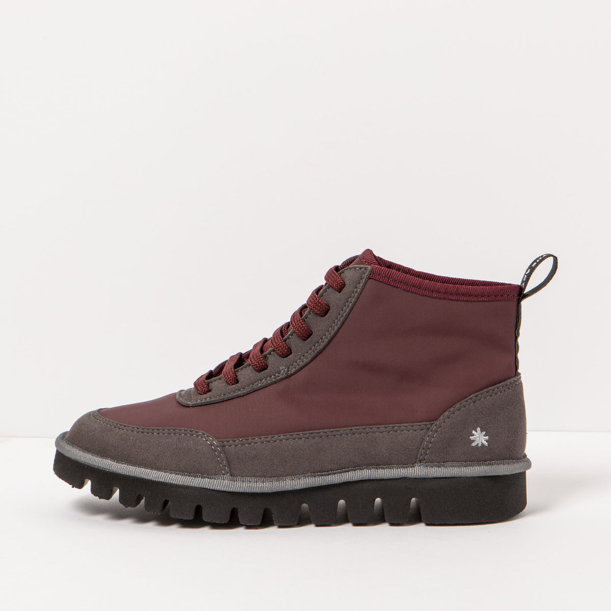 gid://shopify/Product/16171358388556_4